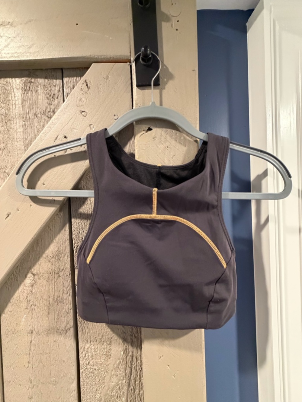 Lululemon Tough Train High-Neck Bra